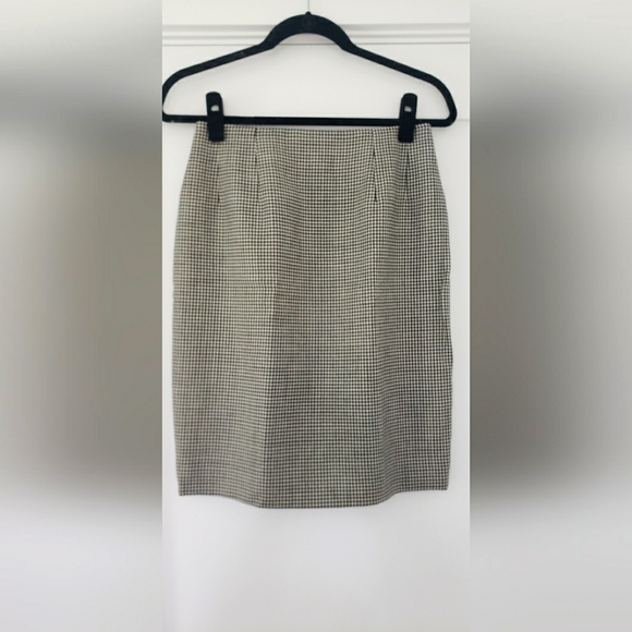 J. McLaughlin Skirts Skirt Poshmark